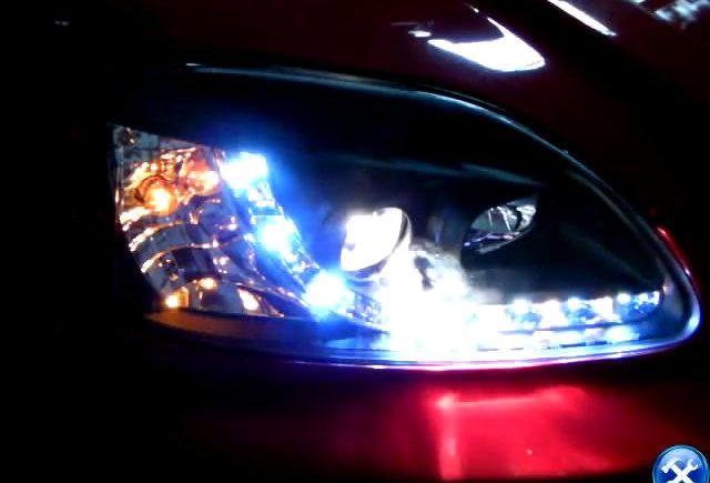 How to Replace 6th Gen Honda Civic R8 Style Projector Headlight